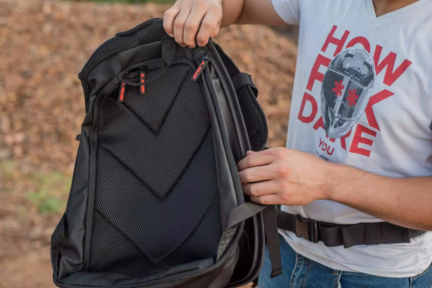 MOCHILA RÍGIDA 44LTS